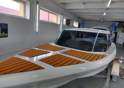 1982 Cresant boat