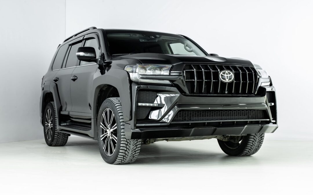 Toyota Land Cruiser 200 VDJ20D (Sahara, VX, GX ) 2008-202. Body kit HAKAMA